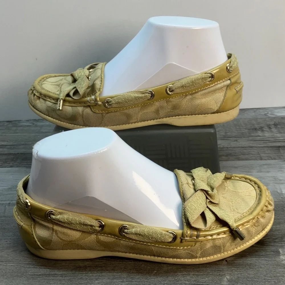 Coach Carisa Khaki Gold Signature Jacquard Boat Shoes Loafers F2070 6.5B